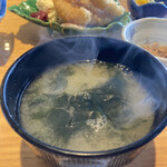 磯料理　開福丸 - ワカメの味噌汁。生わかめが美味しい