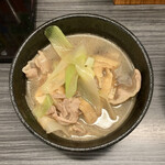 焼鳥日高 - 肉汁うどん（並） ¥580 のつけ汁