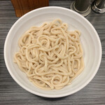 Yakitori Hidaka - 肉汁うどん（並） ¥580 の麺