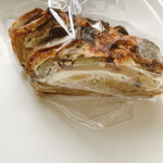 ルルット - リンゴとレーズンとクリームチーズ