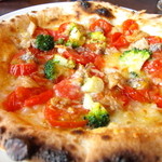 ドン マンジョーネ ディ ナポリ - アッチューガのピッツア