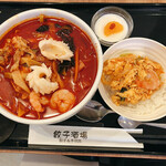 餃子酒場 - 