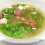 四川飯店 - 鶏火青元
      金華ハムとグリーンピースの煮込み
      深い味わい上湯ソースで