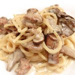 アフェット - <'13/02/06撮影>Ｂランチ 1200円 の自家製ソーセージときのこのクリームソース