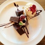 トウキョウ サロナード カフェ ダブ - 