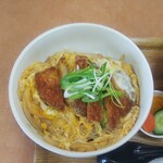 小さな食堂 ヒロ - カツ丼 (税込)500円 (2022.04.09)