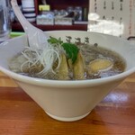 Menya Masaki - 【2022.4.9(土)】特製醤油ラーメン(並盛・150g・背脂あり)1,200円