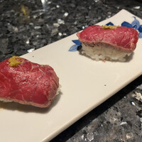 草の家 赤坂店 - 前沢牛握り2人前600円