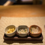 魚菜 基 - 友和御膳２４８０円。筍にはりんご味噌、なますには桜風味のジュレと手の込んだ先付です（╹◡╹）