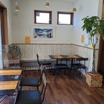 手作りケーキの店 タルト - 喫茶スペース