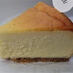 チーズケーキ専門店 ciel - 料理写真:シエルチーズケーキ￥370