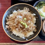 Wasabi Izakaya Anagura - わさび丼と塩豚角煮ざる蕎麦セット ¥980 のわさび丼