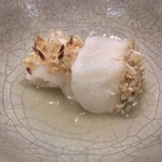 日本料理FUJI - 活け〆白甘鯛の松笠焼