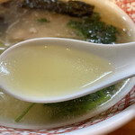 Shinasoba Harukou - 黄金色とまで言わないが美味しい塩スープ