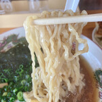 田島ラーメン - 麺リフト