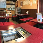 Oonoya - 店内は無煙ロースターで匂い・煙りなし