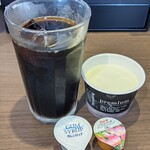 Koko Ichibanya - ｱｲｽｺｰﾋｰ210→105円 濃厚ﾊﾞﾆﾗｱｲｽｸﾘｰﾑ262円