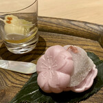 炎水 - 阿波すず香（すだち×柚子の交配種）のアイス 日向夏 苺大福の桜最中