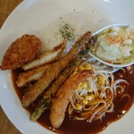 助宗食堂 - 本日のBランチ（あんかけスパ・ライス・ミックスフライ[エビ・イカ・アスパラ・チキン]・サラダ）