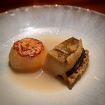 蒼 - 大好きな自家製バターが、今回はソースとして鮑のブイヨンと合わせて。激うま。ヤバイ。私はこれで泣きそうになりました。