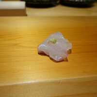 すが弥 - 明石の真鯛を２種類の薬味で