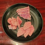 Yakiniku Niku No Suke To-Kyo- - A5ランク 黒毛和牛霜降りカルビ A5ランク 黒毛和牛中落ちカルビ A5ランク 黒毛和牛赤身カルビ