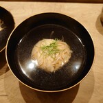 帝国ホテル 寅黒 - 胡麻豆腐とフカヒレのお椀