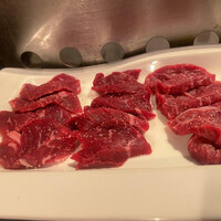 赤身焼肉 かるびあーの 新橋店 - 