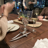 ワカヌイ グリル ダイニング バー 東京 - 