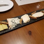 唐草館 - チーズ盛り合わせ2022.04.03