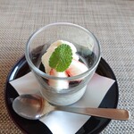 閑祥庵 禅紫 - 胡麻プリン