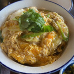 鏡山温泉茶屋 美人の湯 - カツ丼　※卵半熟でトロトロ、上には三つ葉