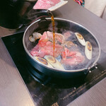 Sukiyaki shabu shabu kaiseki ryouri azuki - 