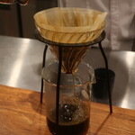 IZA - シェフ自らペーパードリップ