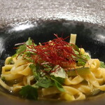 IZA - タリオリーニ 鮪のカラスミソースアップ