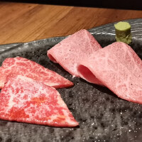 和牛とタン 焼肉 とみ 新橋本店 - 