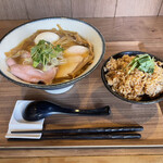 ラーメン 健やか - 