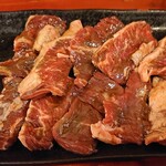 肉三昧 石川竜乃介 - ハラミ定食1,200円