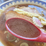 雪ぐに - 醤油のスープ