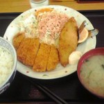 牛八 - とんかつと白身魚フライ定食５８０円也