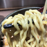 Do Miso - 麺に辛いスープが絡みます。