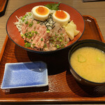 寿司と山形蕎麦 海風季 - 漁師のぶっかけ丼
            お味噌汁付
