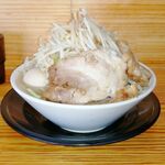 Menya Tonki - とん嬉らーめん 900円