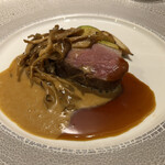 レストラン ラフィナージュ - 肉料理：京鴨のロースト・マデラソース