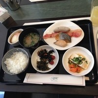オールデイダイニング ハーモニー - 魚と肉混合チョイスの和朝食。
