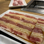 焼肉ライク - ◎和牛カルビ単品100g¥1.480→¥740
            ◎牛すき焼肉セット150g¥860をタッチパネルでオーダー