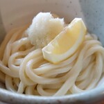 手打ちうどん kingyo - うどんアップ（中盛） 2022年4月