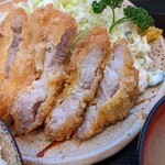 Sasayama - ロースかつ断面