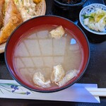 Sasayama - 薄揚げ、豆腐、ワカメの味噌汁