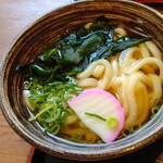 街かど屋 - ミニおうどん、モチモチの麺です(*≧∀≦*)